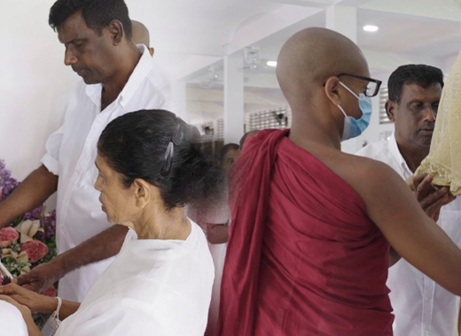 සැතපෙනාවාස කුටි පූජාව